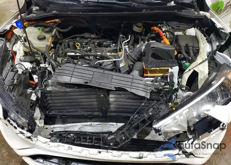 2023 Ford Escape St Line Select z USA, uszkodzony, nr VIN 1FMCU9NZ5PUA50694